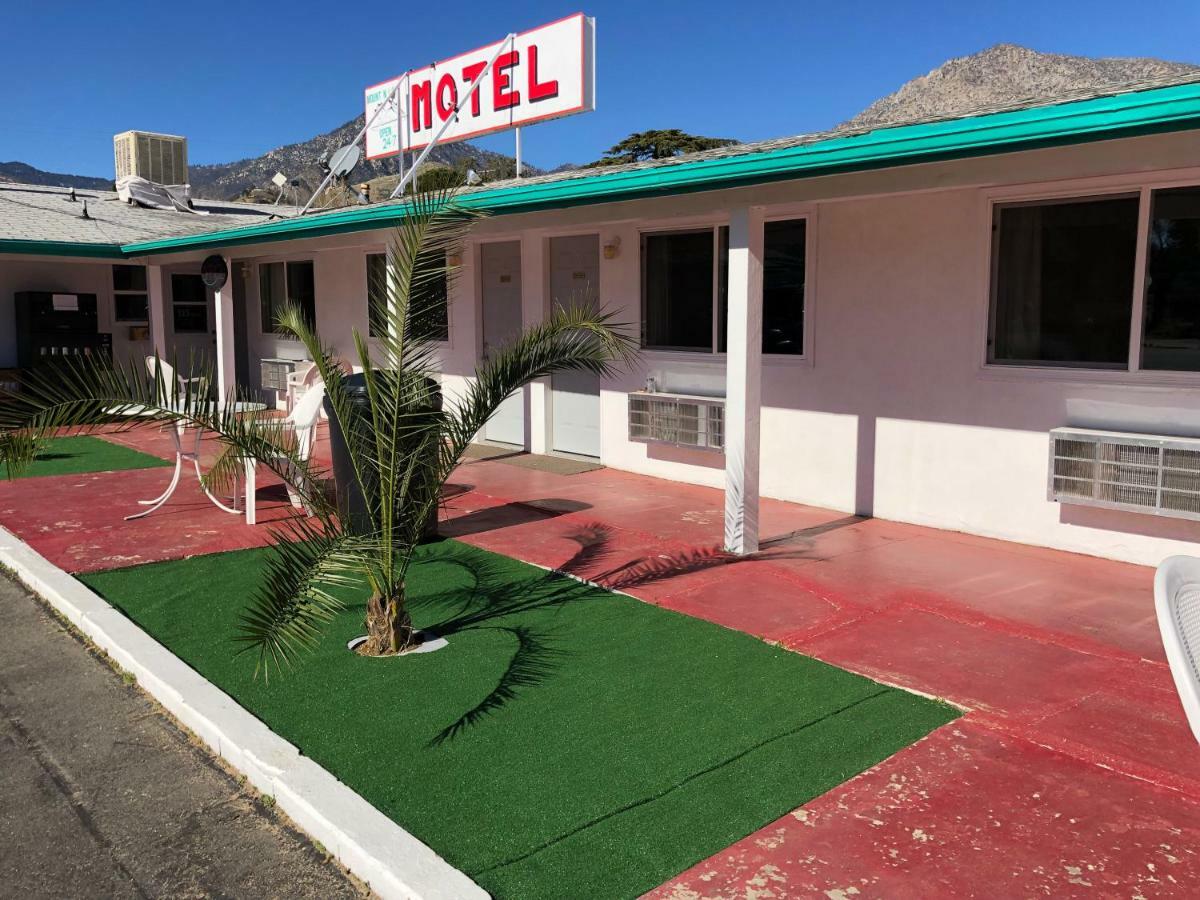 Mount-N-Lake Motel Wofford Heights Exterior photo